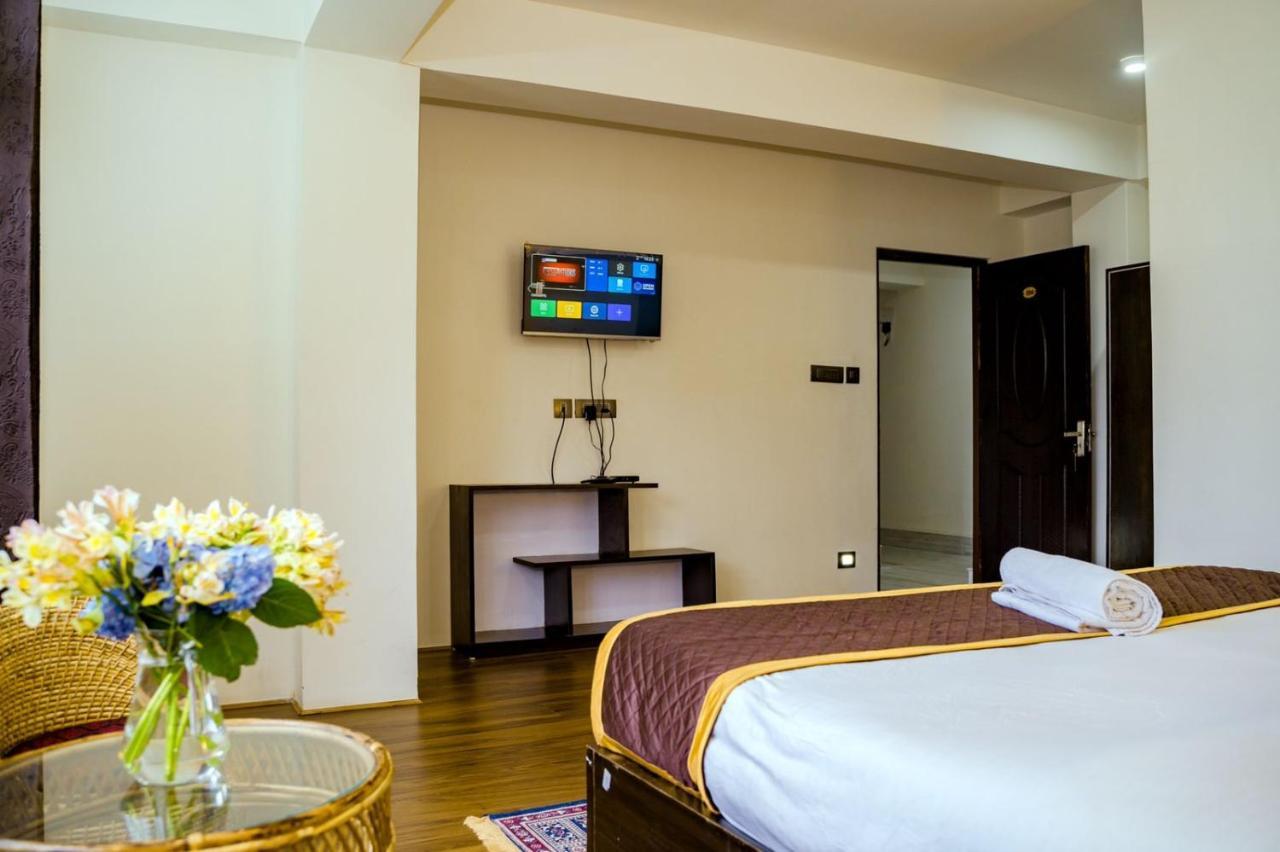 Daksha Pelling Nest Hotel Exterior foto